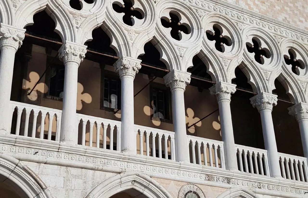 Apartment Mariangela Artist'S Lodge Venice Italy